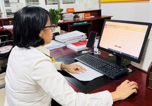 Hiểu đúng quy định mới: Hộ kinh doanh dưới 500 triệu đồng vẫn được dùng hóa đơn điện tử